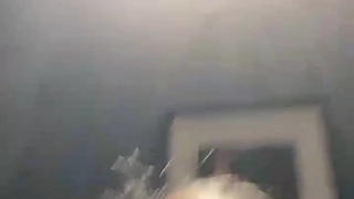 潜入商场女厕近距离 偷拍几位漂亮姐姐的小黑B