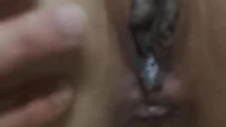 “姐姐回来了不要这样”漂亮小姨子在吃麻辣烫硕大的奶子吸引到姐夫强行扒光在沙发上大战叫的非常骚对白淫荡