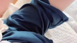 性感的海狸和大屁股的淫荡少女在高清中自慰