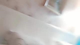 【黛西老师】户外勾搭，首次大胆露脸，极品骚少妇，小逼逼一天离不开男人