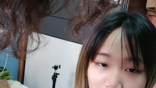 粉色宝贝自摸直播四月一号